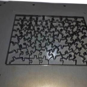 Precision Puzzle Die